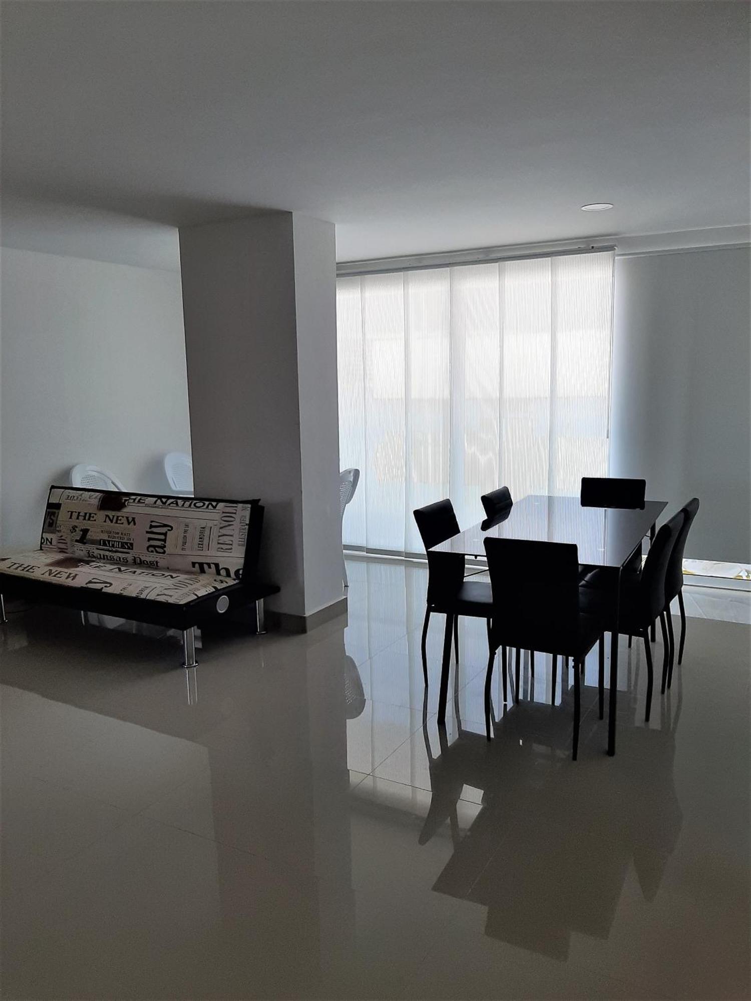 Italian Style Apartment *